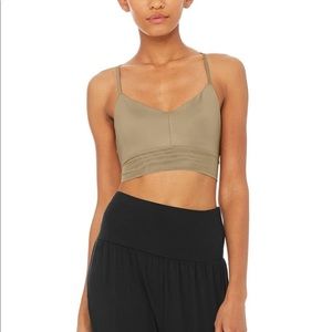 Alo yoga lavish bra in gravel
